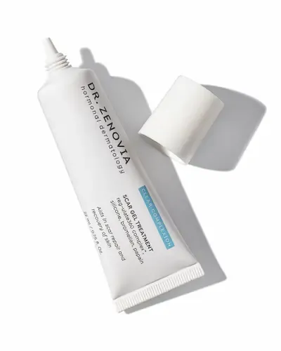 Zenovia scar gel on white background